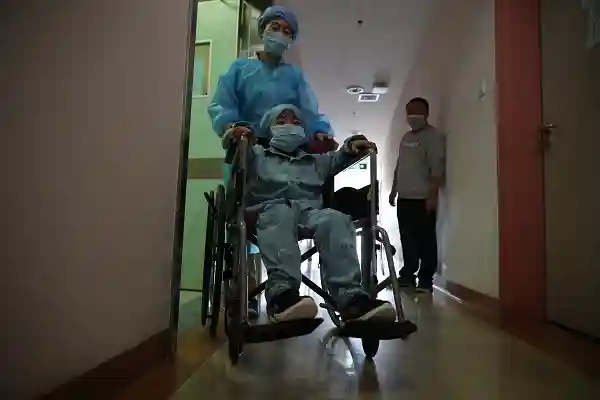 哥俩同患PIK3CD基因缺陷，弟弟不幸离世，12岁哥哥等到了上海好心人的造血干细胞