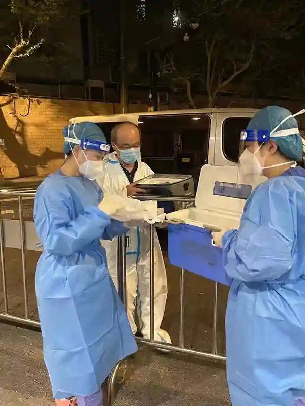 祝您生日快乐！瑞金医院封控期间为白血病患者完成骨髓移植