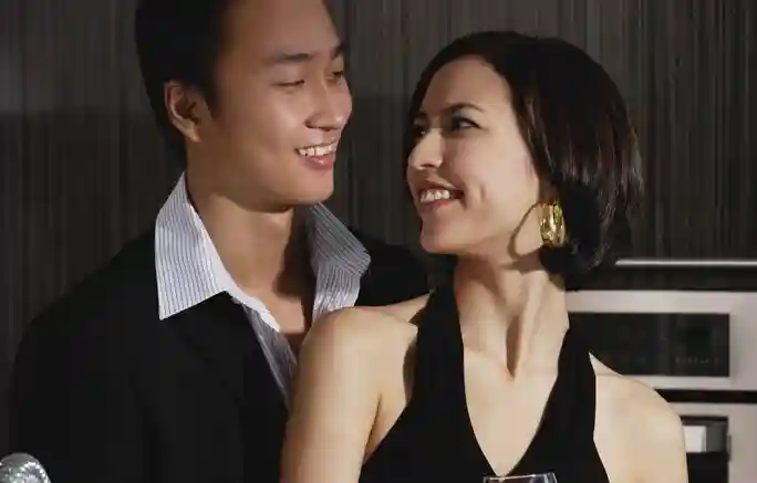 小说：小伙潜心钻研炼丹之术，却意外修成绝世神功，这下无敌了