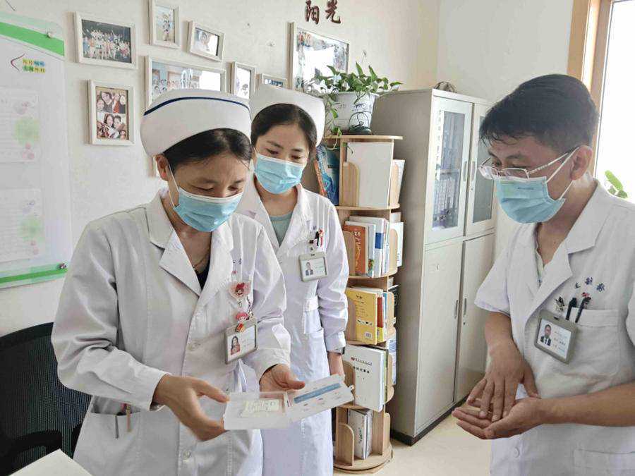 （科技）黑色素干细胞“卡住不动”导致毛发变白